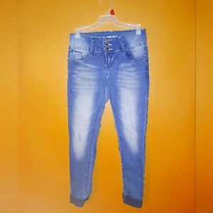 Vip Blue Jeans capris juniors 9/10